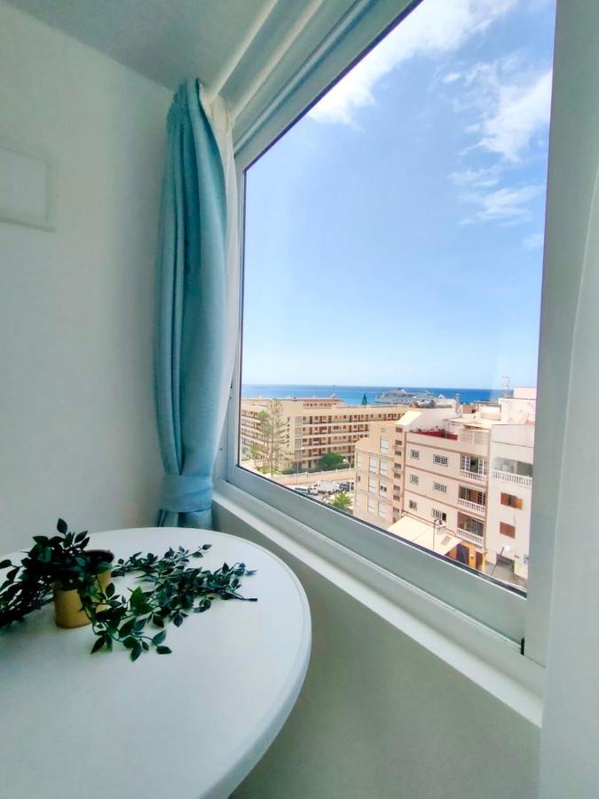 TOP New apartment center Los Cristianos Arona  Exterior foto