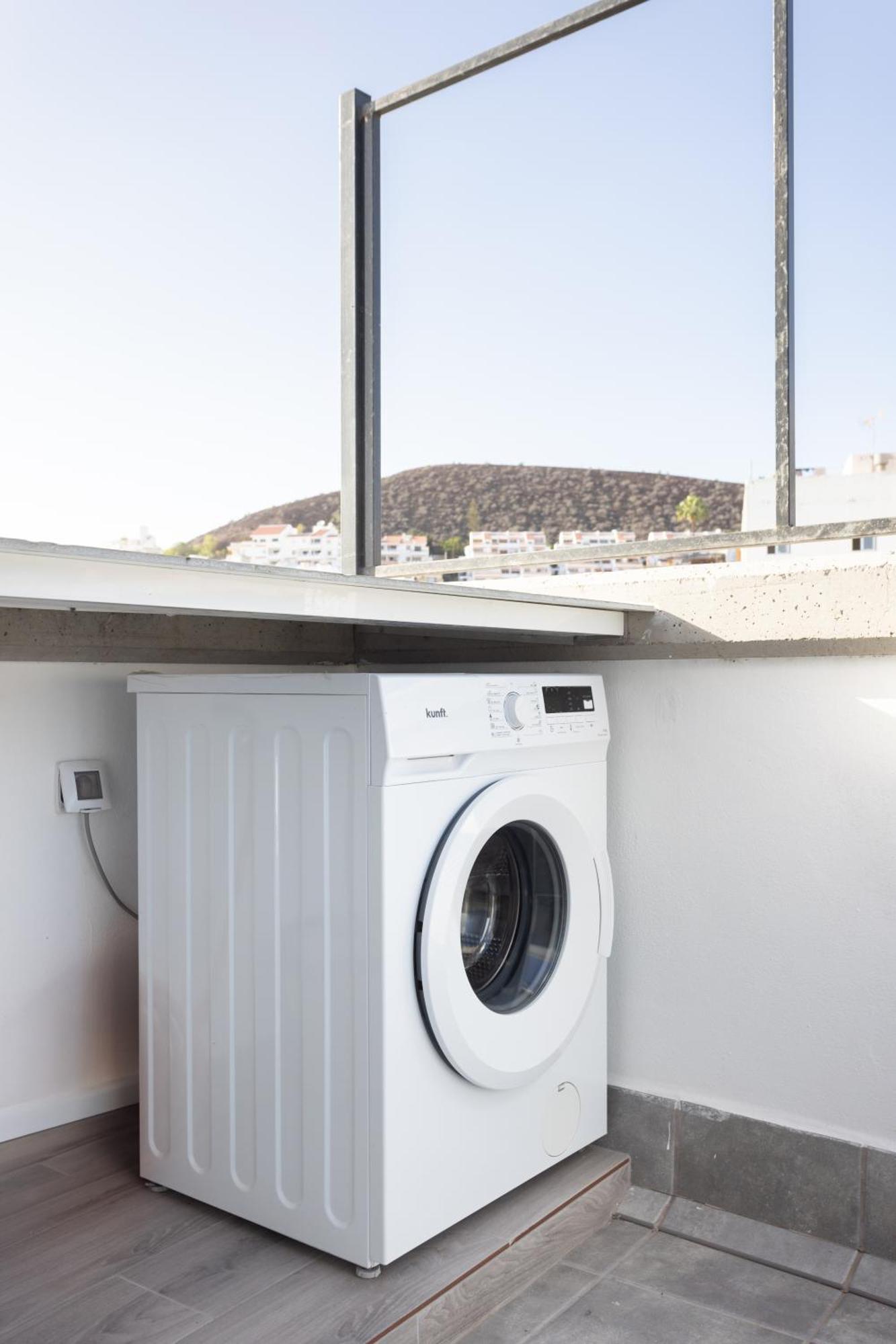 TOP New apartment center Los Cristianos Arona  Exterior foto