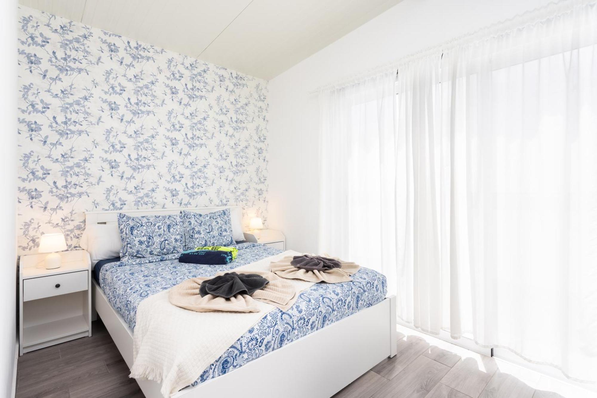 TOP New apartment center Los Cristianos Arona  Exterior foto